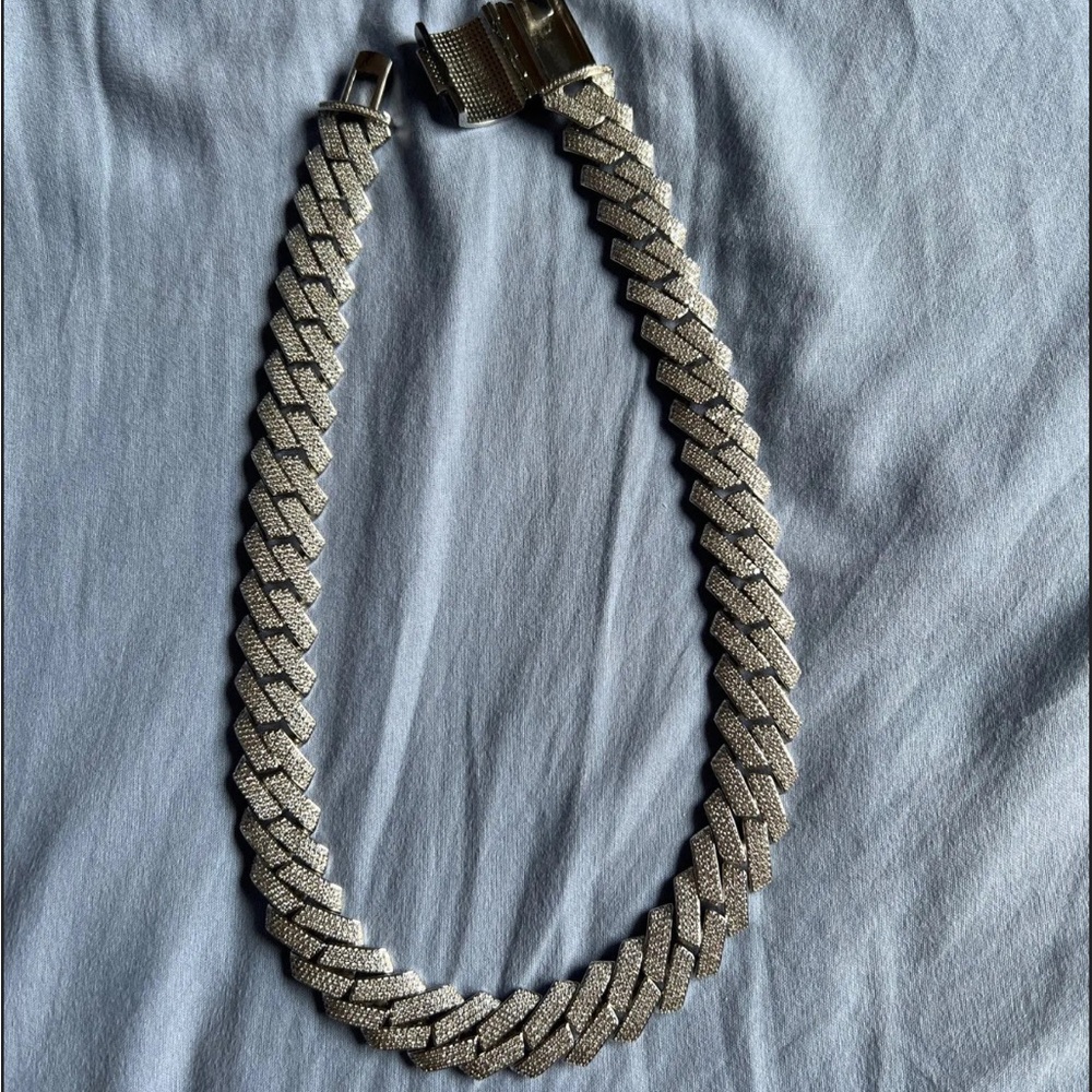 Iced out Miami Cuban link chain 18 inch